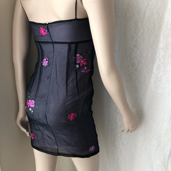 Laundry by Shelli Silk Lace Overlay Mini dress - Picture 4 of 6